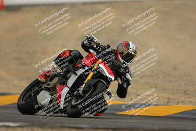 media/Jan-14-2023-SoCal Trackdays (Sat) [[497694156f]]/Turn 12 (120pm)/